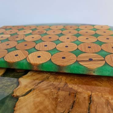 Oak and Resin Cutting/Charcuterie Board