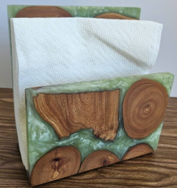 Napkin and Salt/Pepper Set - Image 7