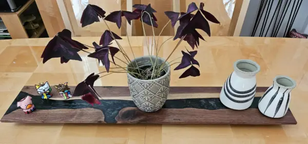 River Board, Table Runner