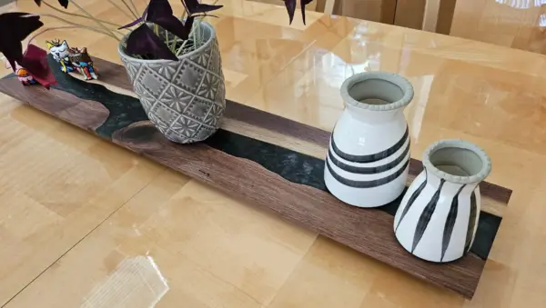 River Board, Table Runner