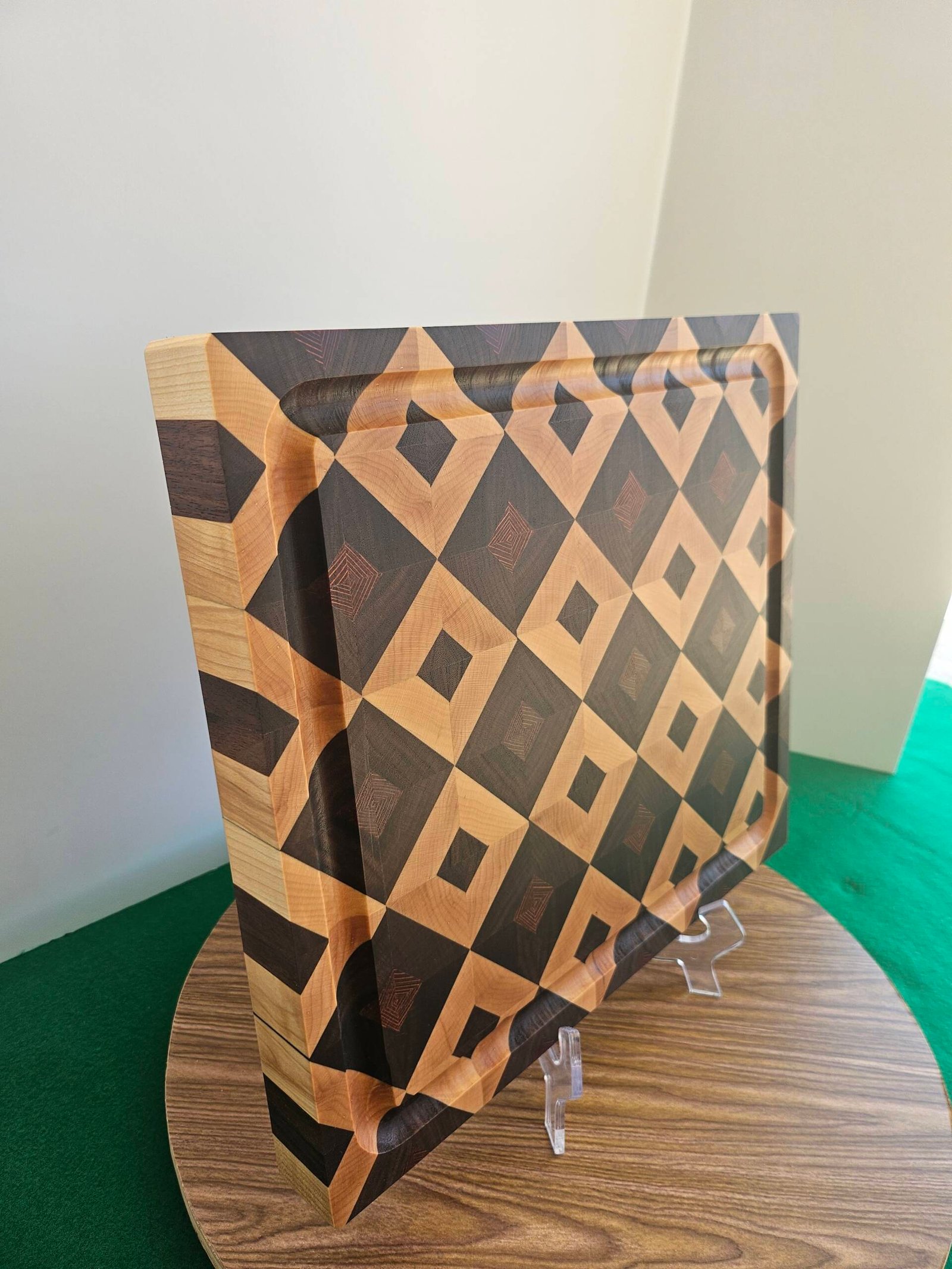 Stunning Diamond Pattern End Grain Cutting Board w/Juice Groove - Image 7