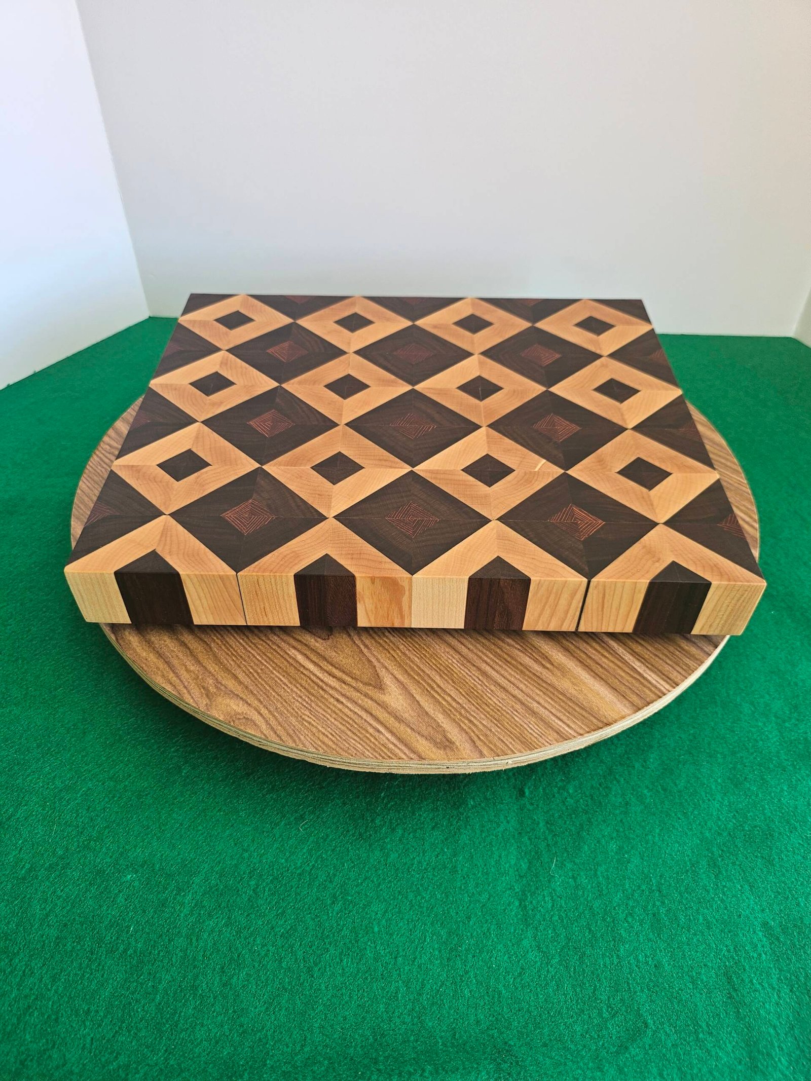 Stunning Diamond Pattern End Grain Cutting Board - Image 3
