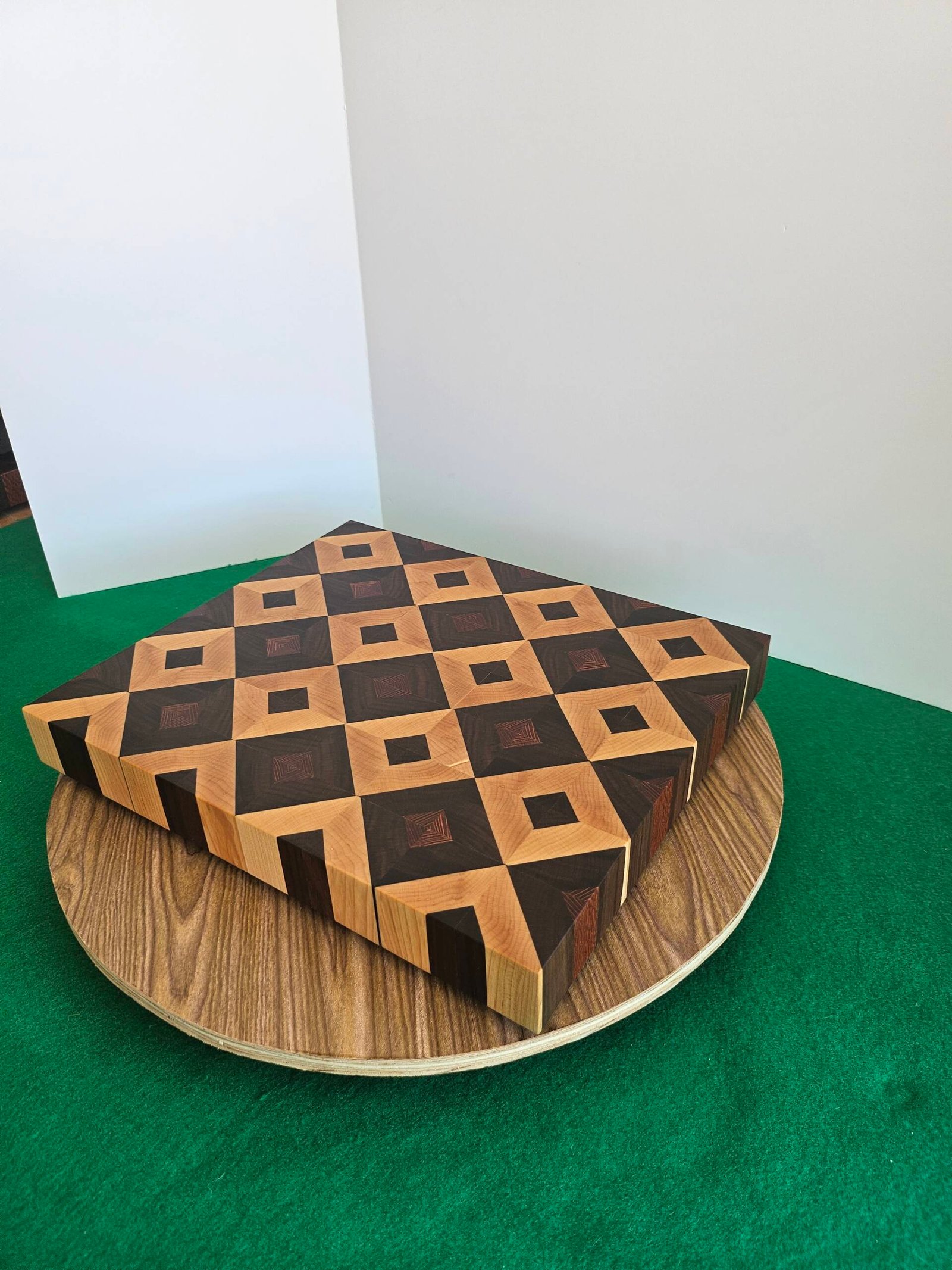 Stunning Diamond Pattern End Grain Cutting Board - Image 5