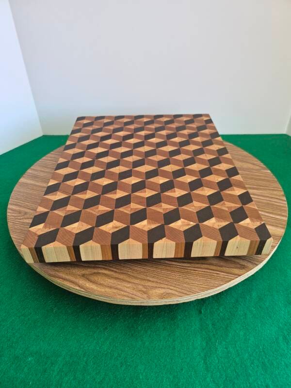 3D Cube Cutting Board